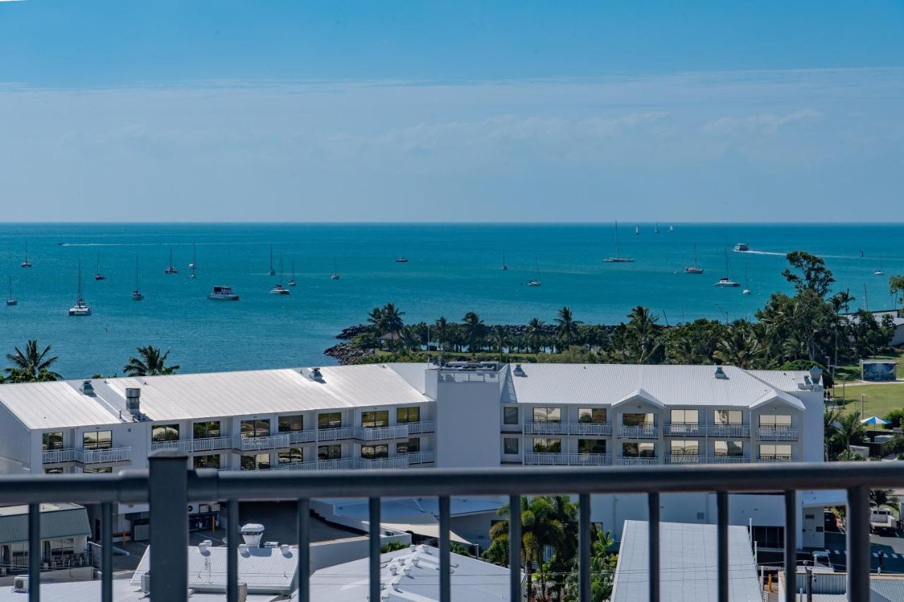 Ocean View 16A Studio Pool & Spa Wi-Fi Airlie Beach Exterior photo